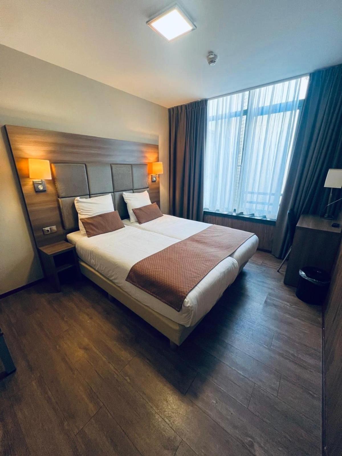 Ozo Hotels Cordial Amsterdam Bagian luar foto
