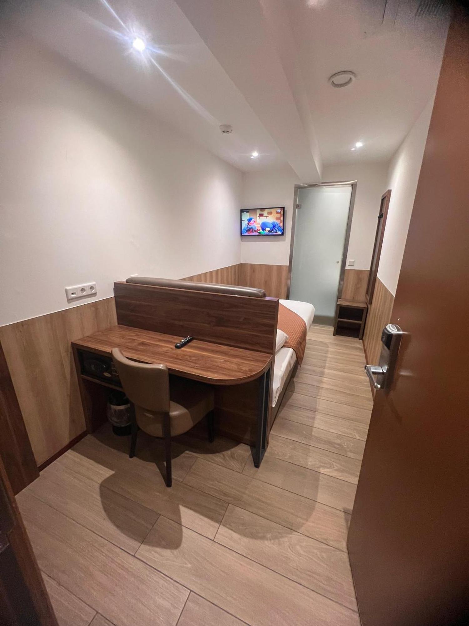 Ozo Hotels Cordial Amsterdam Bagian luar foto