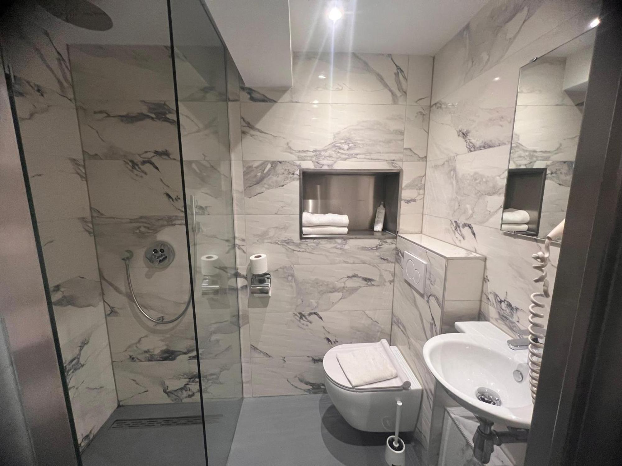Ozo Hotels Cordial Amsterdam Bagian luar foto